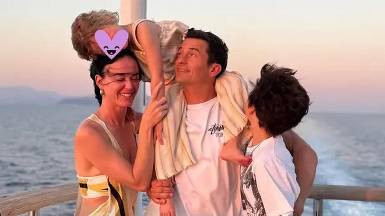 Orlando Bloom Bagikan Potret Bahagia dengan Katy Perry dan Anak-Anak saat Liburan Usai Umumkan Perceraian