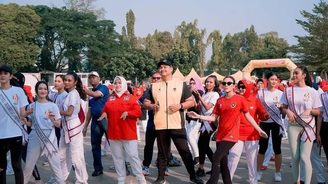 Sambut Hari Olahraga Nasional dengan melakukan senam