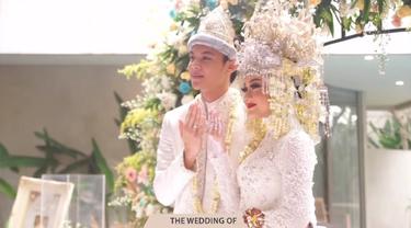Cerita Dinda Hauw Dan Rey Mbayang Hanya Butuh 3 Kali Bertemu Saat Memutuskan Untuk Menikah News Entertainment Fimela Com