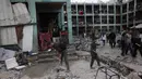 Sebagian besar wilayah dan fasilitas umum di Gaza luluh lantak setelah pasukan Israel menyerbu wilayah tersebut sebagai balasan atas serangan Hamas terhadap Israel pada 7 Oktober 2023. (Bashar TALEB/AFP)