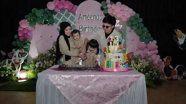 6 Momen Ulang Tahun Ameena ke-3, Undang Anak Panti Asuhan hingga Kumpul Keluarga