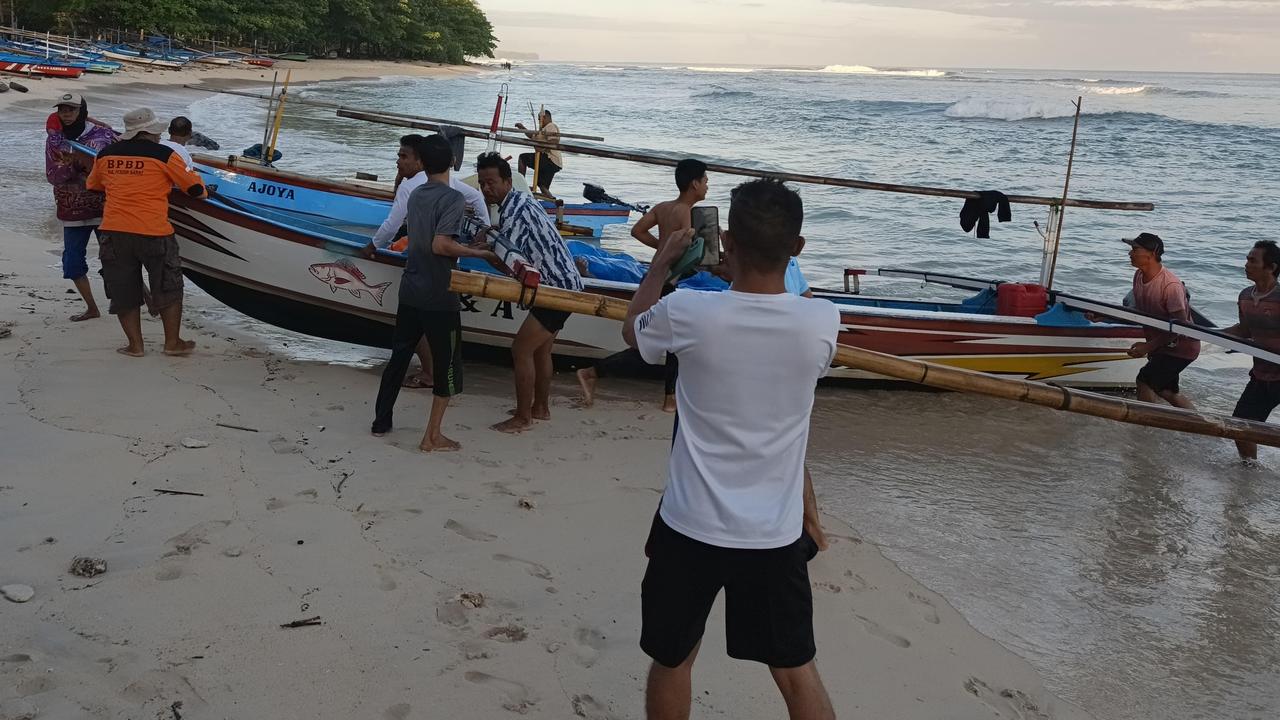 Tragisnya Perjuangan Seorang Ayah, Sekuat Tenaga Selamatkan Anak Nyaris Tenggelam Malah Tewas Digulung Ombak