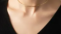 7 Model Kalung Emas Tipis tapi Bernilai Tinggi dengan Nilai Estetika dan Investasi