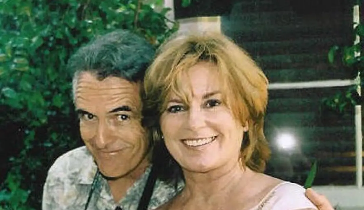 Lahir di Toronto, Canada, Heather pertama kali muncul pada acara TV yang berjudul "The Farmer's Daughter" pada tahun 1954. (Pinterest)