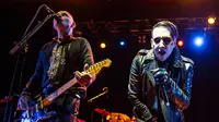 Segera cari lagi Playstation One kamu, Marilyn Manson rilis album terbarunya di konsol itu.