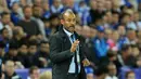 Pelatih Porto, Nuno Espirito Santo saat memberikan arahan kepada para pemain FC Porto saat melawan Leicester City pada lanjutan liga Champions grup G di Stadion King Power, Leicester, Rabu (28/9/2016) dini hari WIB. (AP Photo/Rui Vieira)