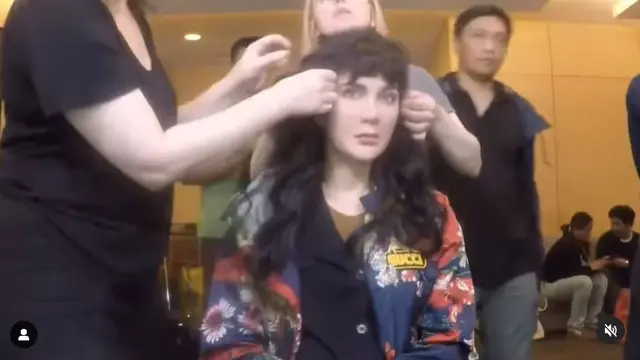 6 Potret Transformasi Makeup Luna Maya Jadi Suzzanna, Butuh Waktu 4 Jam