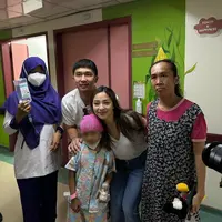 Berbagi Kebahagiaan dengan Anak Penderita Kanker, Nikita Willy Kebanjiran Pujian. (Foto: Instagram nikitawillyofficial94)