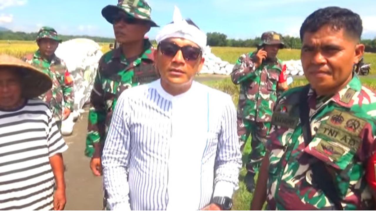 Hoho Alkaf Kades Bertato Terjun Langgung Turun Ke Sawah