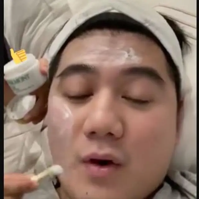 Chef Arnold Unggah Tutorial Pemakaian Masker Wajah,