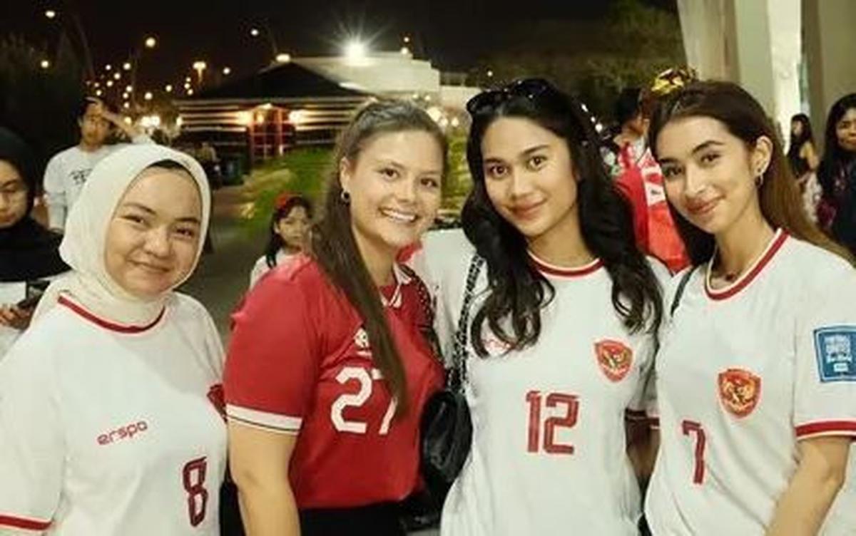 Potret Cantik Noa Van Der Hoeven, Pacar Rafael Struick yang Setia Dukung Timnas Indonesia di Qatar
