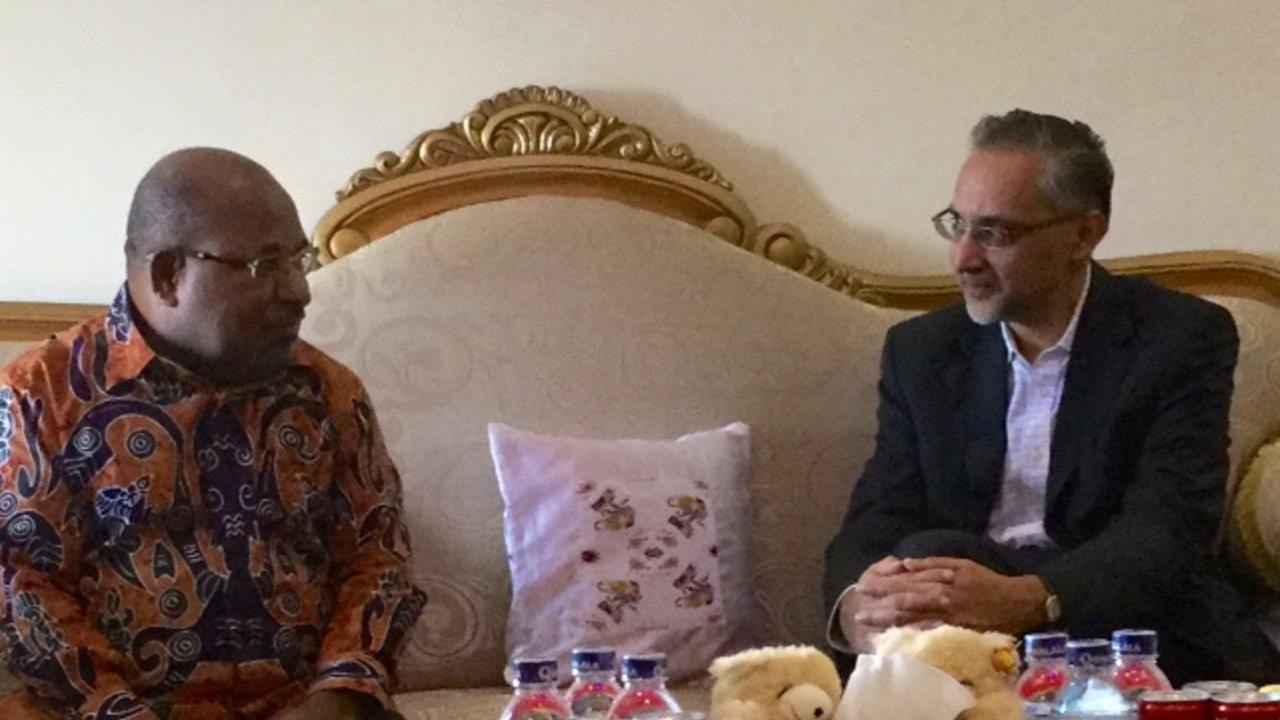 Inggris Bantu Pendidikan dan Penghijauan Lahan di Papua