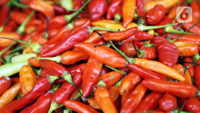 FOTO: Harga Cabai Terus Merangkak Naik