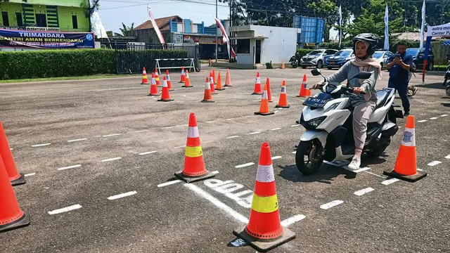 Sosialisasi Santri Aman Berkendara
