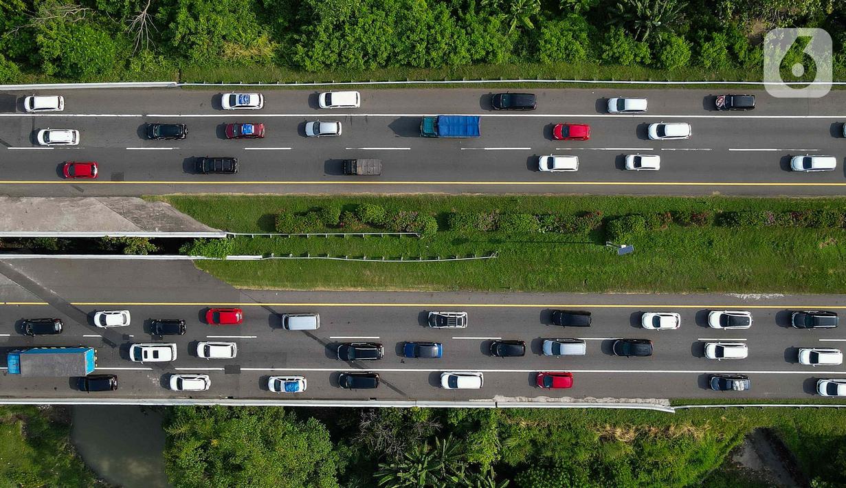 Pelaksanaan sistem one way alias satu arah bersifat situasional sesuai diskresi kepolisian. (Liputan6.com/Herman Zakharia)