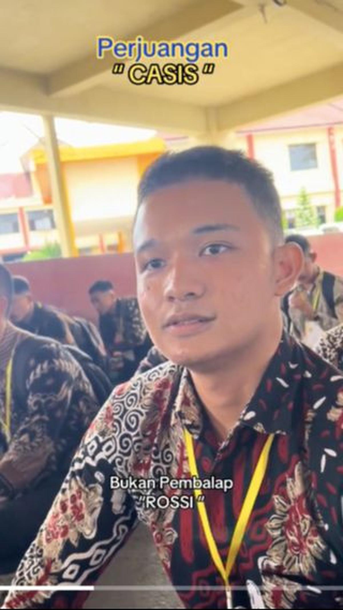 &ldquo;Siap tidak ada (hubungan). Orang tua bang,&rdquo; lanjut casis Rossi.<br>
