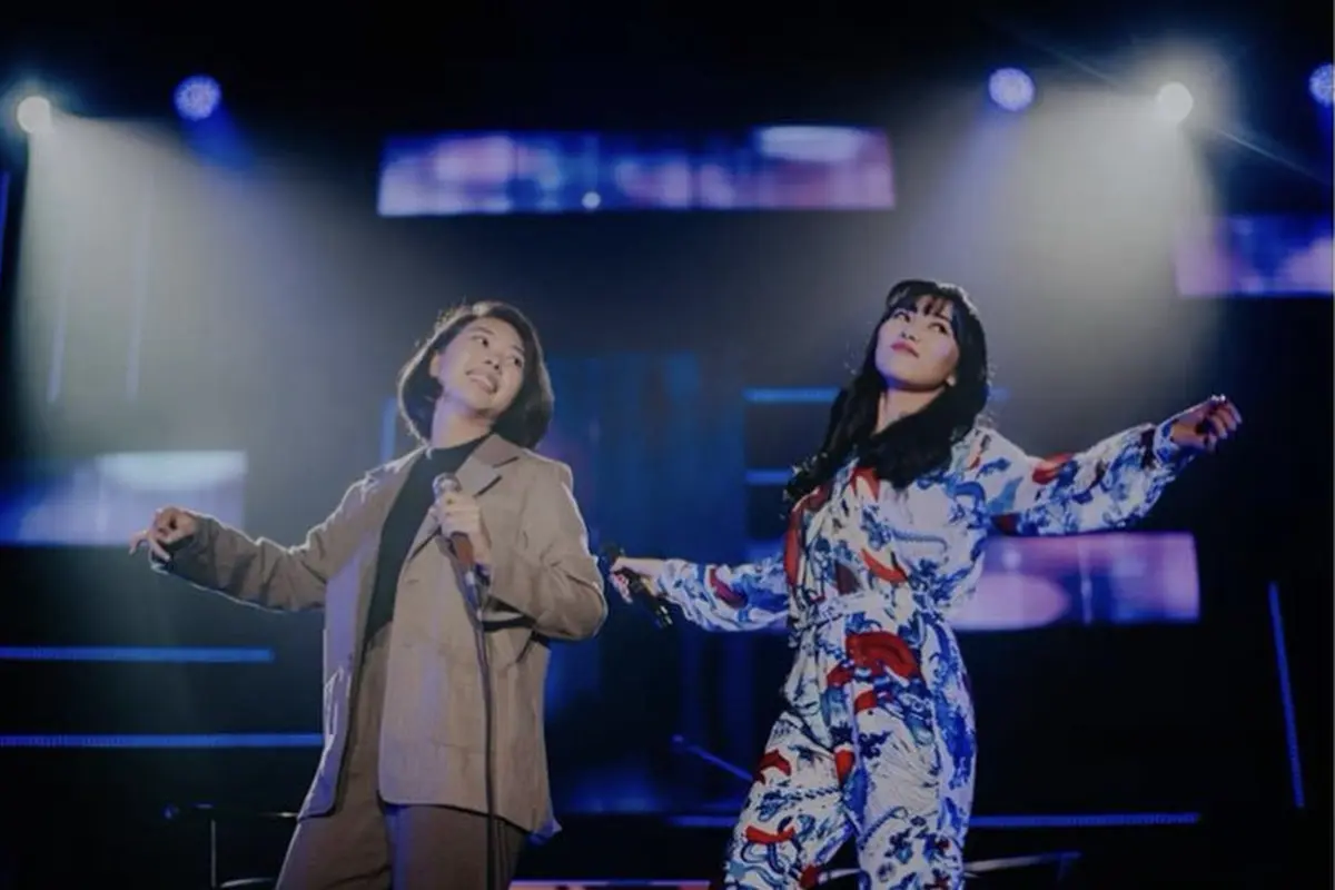 Isyana Sarasvati dan Rara Sekar