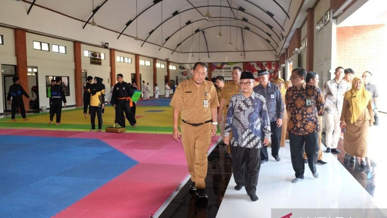 Menteri Abdul Mu'ti Dorong Pengembangan Sekolah Berbasis Olahraga untuk Cetak Atlet Elite