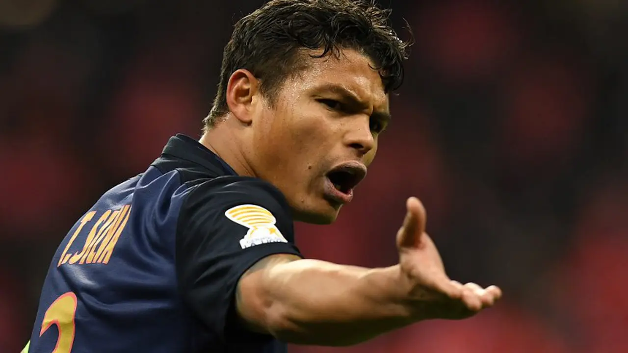 Thiago Silva Gantikan Peran Kiper PSG Selamatkan Gawang