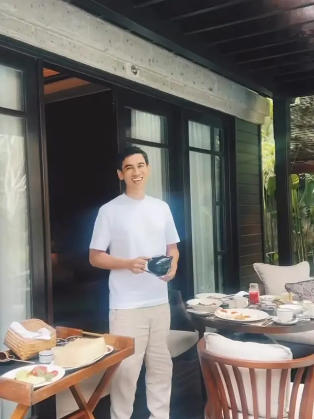 Honeymoon Enzy Storia dan Molen Kasetra