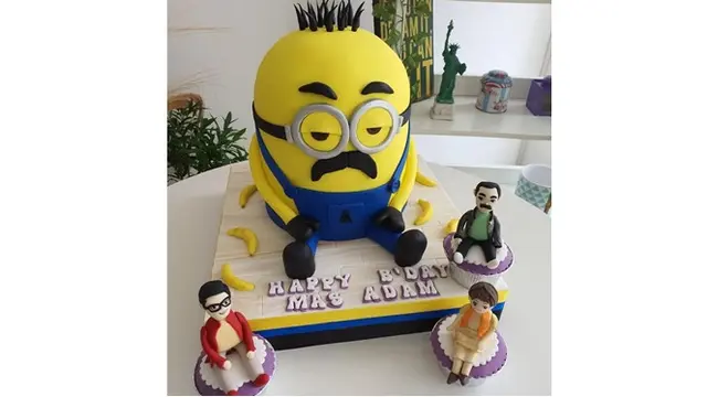 Rayakan Ultah, Ini 5 Potret Adam Suseno Suami Inul Daratista Cosplay Jadi Minions