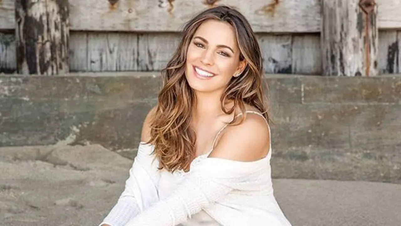 Kelly Brook