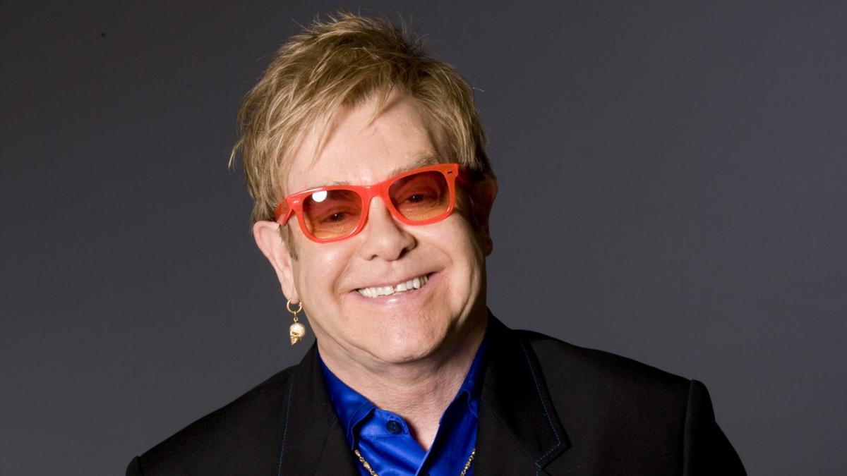 Alasan Pasangan Gay Elton John-David Furnish Setop Tambah Anak