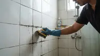 9 Cara Menghilangkan Jamur Hitam di Kamar Mandi, Ampuh dan Mudah Dilakukan