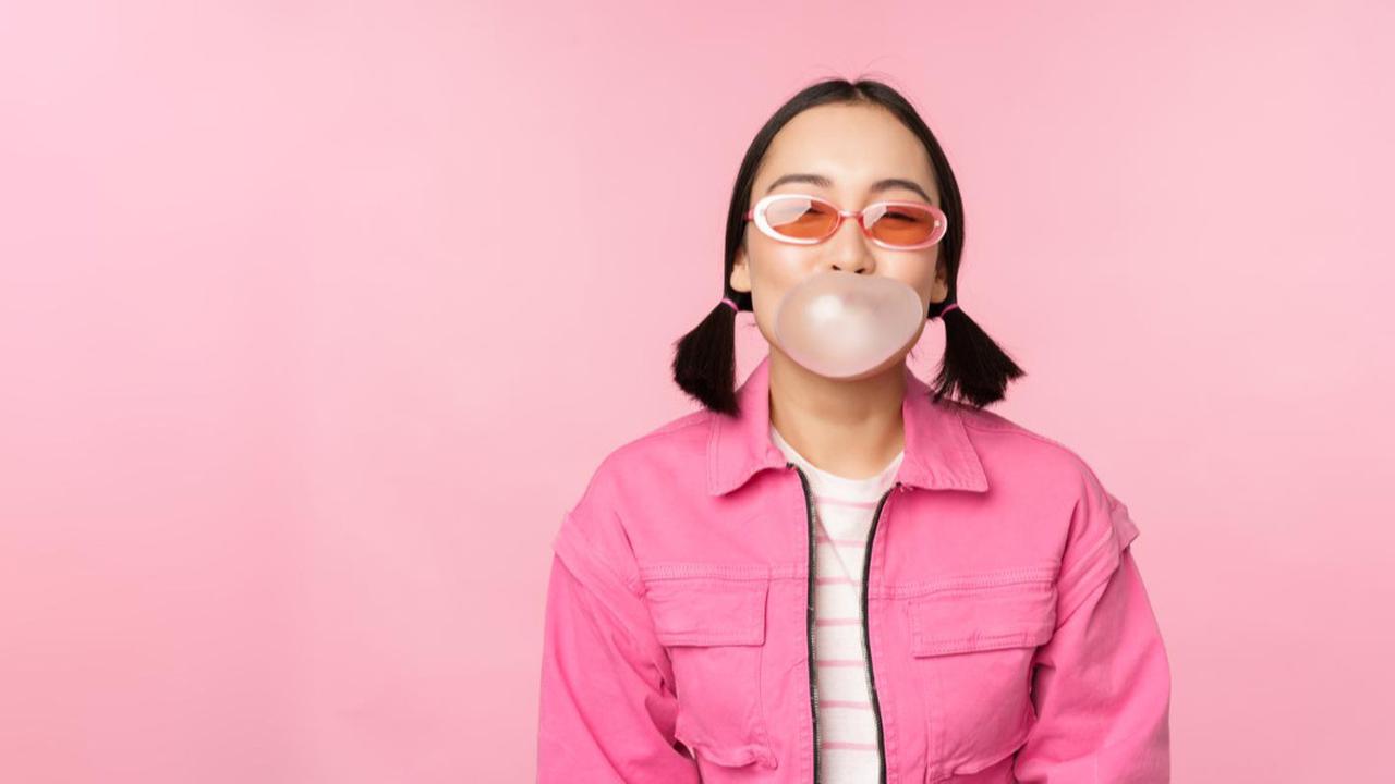 Permen Karet Bisa Bantu Kesehatan Mulut, Tapi Juga Picu Gangguan Rahang? Simak Faktanya!