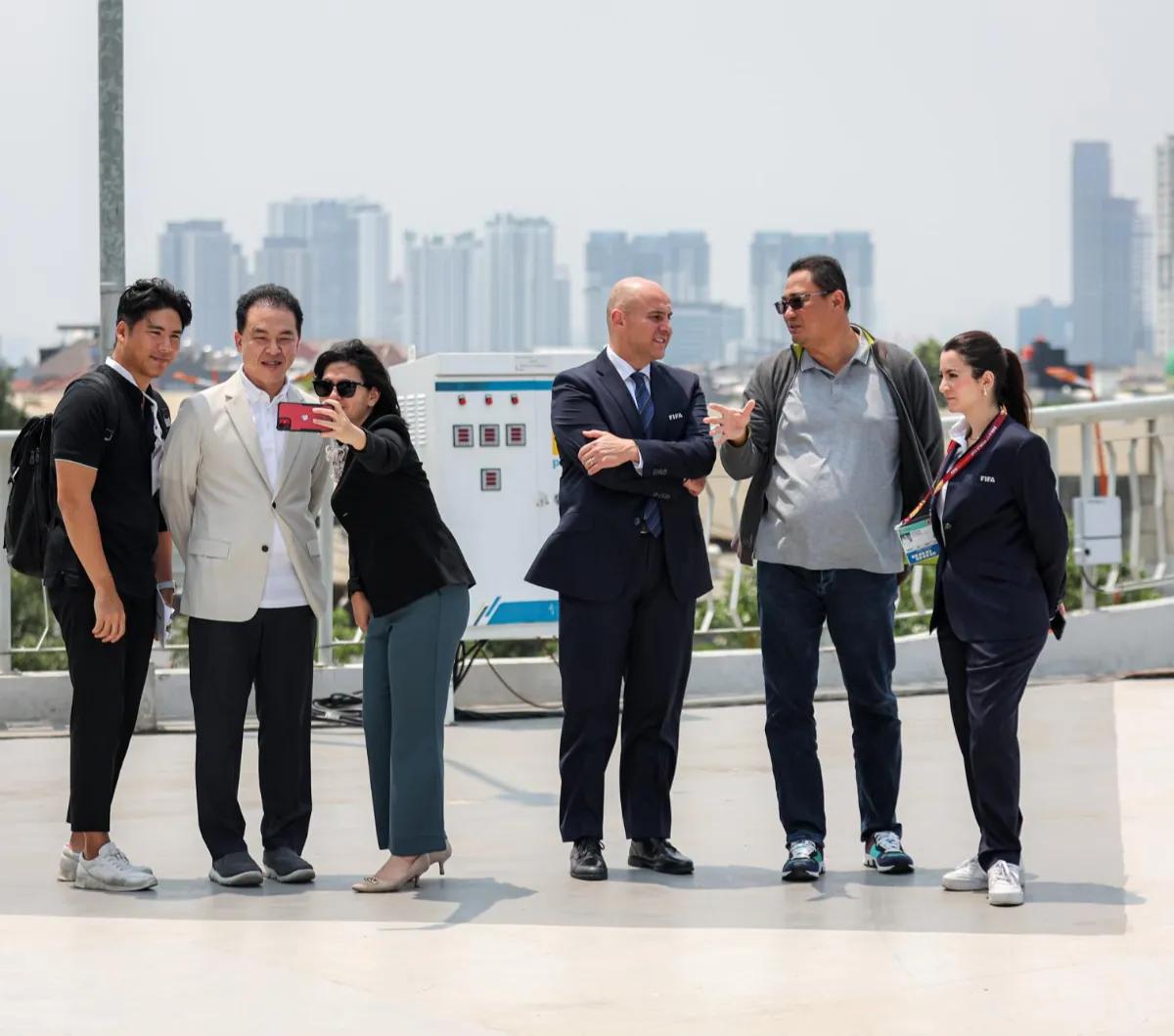 Acara itu dihadiri oleh Presiden Direktur Hyundai, Woojune Cha, COO Hyundai Motors Indonesia, Franciscus Soerjopranoto, Direktur Kompetisi Usia Muda FIFA, Roberto Grassi serta Wakil ketua umum PSSI, Ratu Tisha Destria.