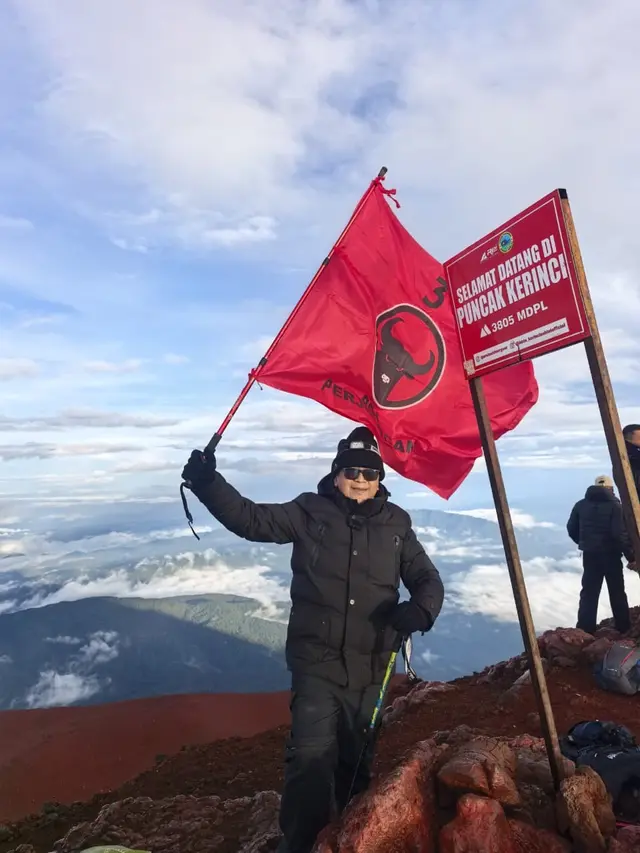 Mengenang Bung Karno dari Puncak Gunung Kerinci, Hasto Tekankan Semangat Nasionalisme