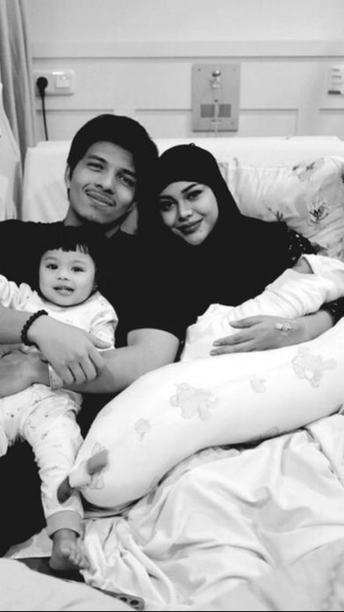 Atta Halilintar dan Aurel Hermansyah<br>