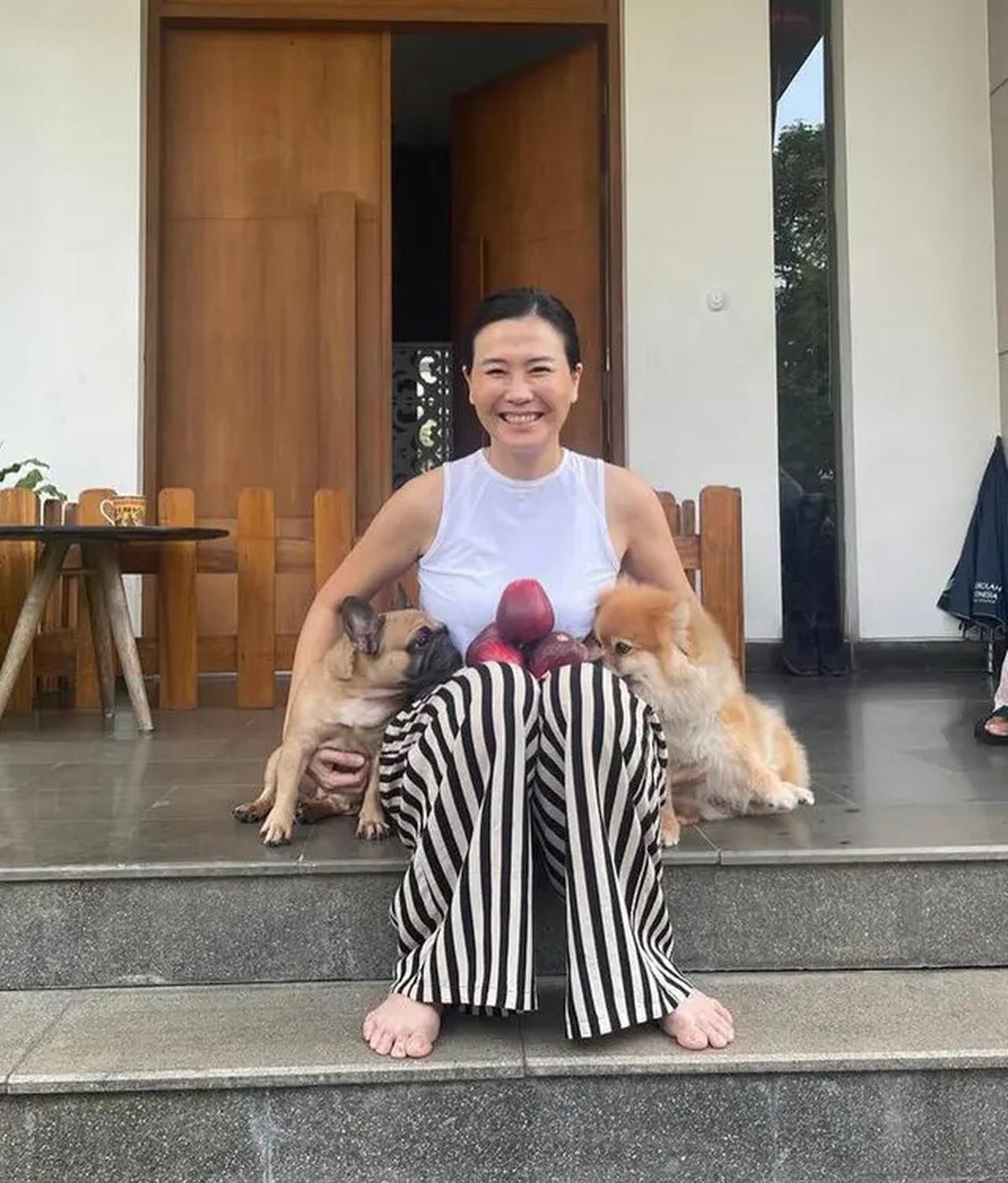 8 Potret Terbaru Veronica Tan, Mantan Istri Ahok yang Diundang Prabowo Bakal Calon Menteri Pemerintahan Baru