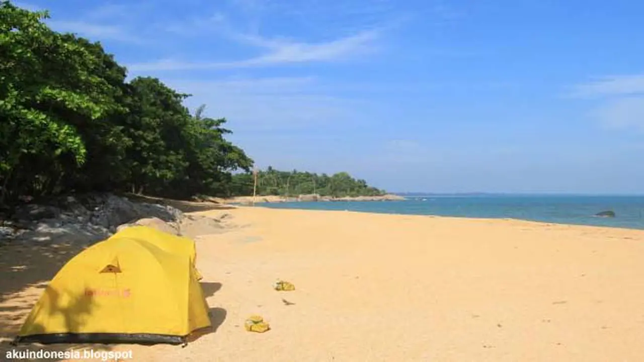 kemah-pantai-140120b.jpg