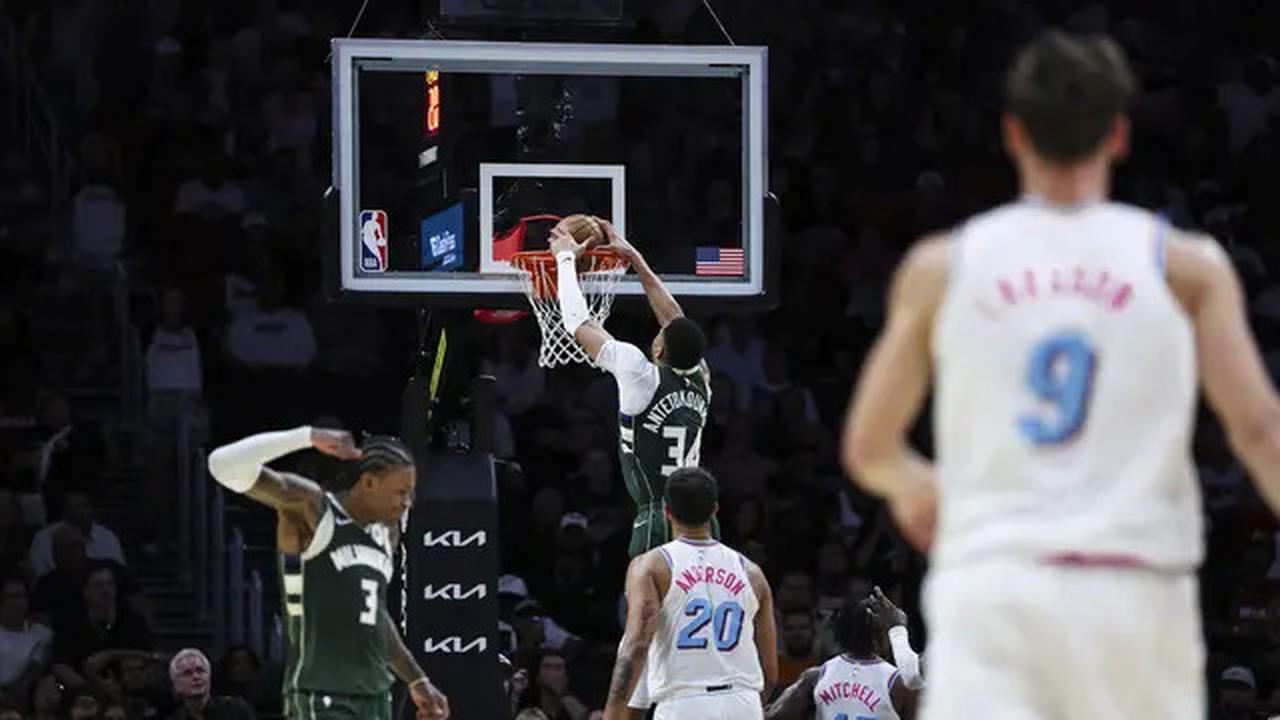 Milwaukee Bucks berhasil meraih Tempat Terakhir Playoff di Wilayah Timur