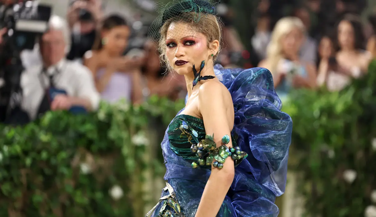 Setelah lima tahun absen, Zendaya akhirnya kembali menghadiri Met Gala. (Jamie McCarthy / GETTY IMAGES NORTH AMERICA / Getty Images via AFP)