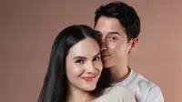 Gaya Couple Steffi Zamora dan Nino Fernandez Pamer Kehamilan Anak Pertama
