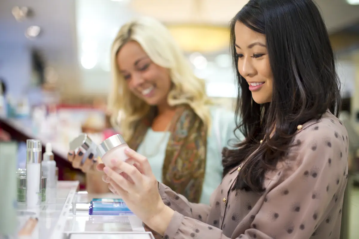 5 Cara Hemat Belanja Produk Kecantikan Supaya Masih Bisa Nabung