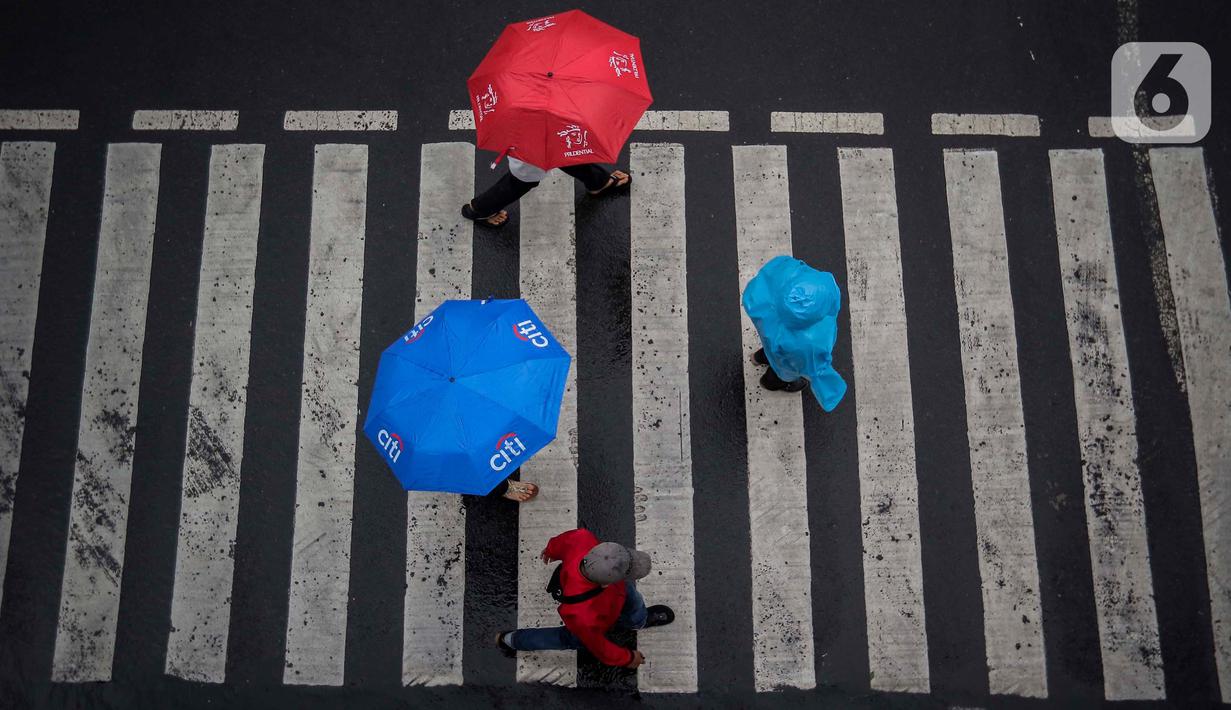 Khusus wilayah Jabodetabek, berpotensi dilanda hujan lebat pada siang hingga sore hari selama sepekan ke depan. (Liputan6.com/Angga Yuniar)