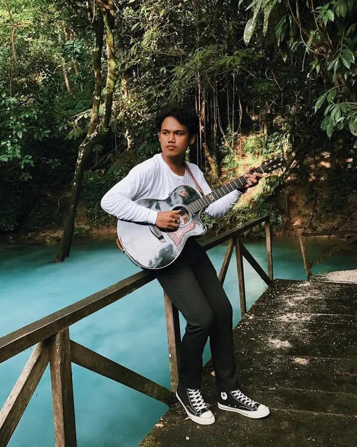 6 Potret Dimansyah Laitupa di Dunia Musik, Pernah Dua Kali Audisi Indonesian Idol