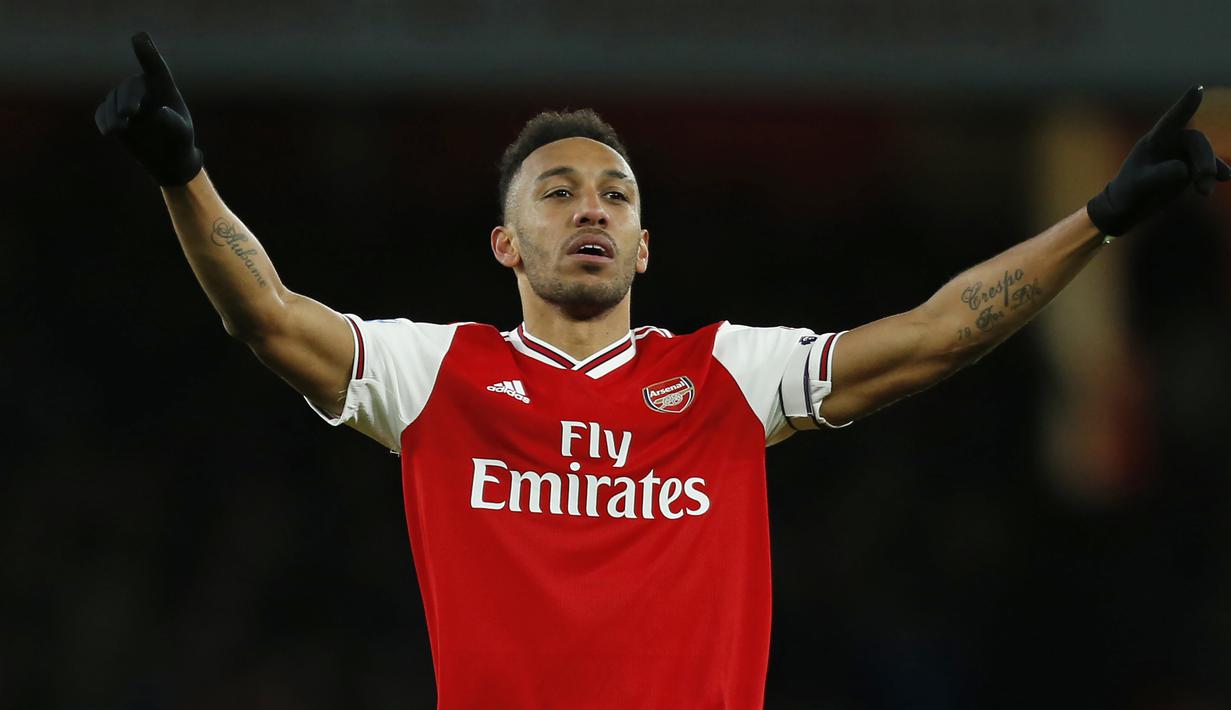 2. Pierre-Emerick Aubameyang (Arsenal) - Aubameyang menyabet gelar sebagai pencetak gol terbanyak di Premier League 2018-2019. Pemain asal Gabon ini juga tercatat sebagai pencetak gol terbanyak di ajang Liga Jerman bersama Borssia Dortmund pada musim 2016-2017. (AFP/Ian Kington)