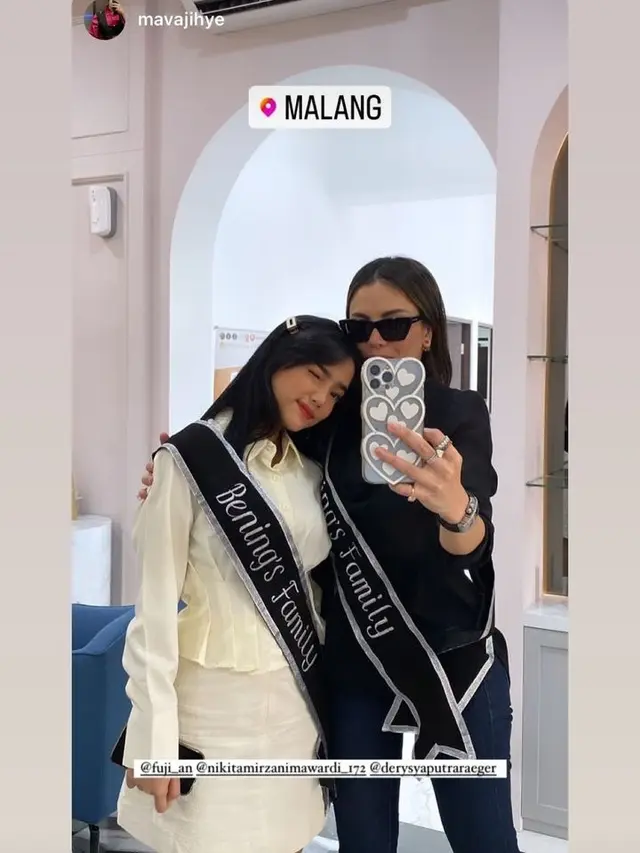 Keakraban Nikita Mirzani dan Fuji (Foto: instagram mavajihye)