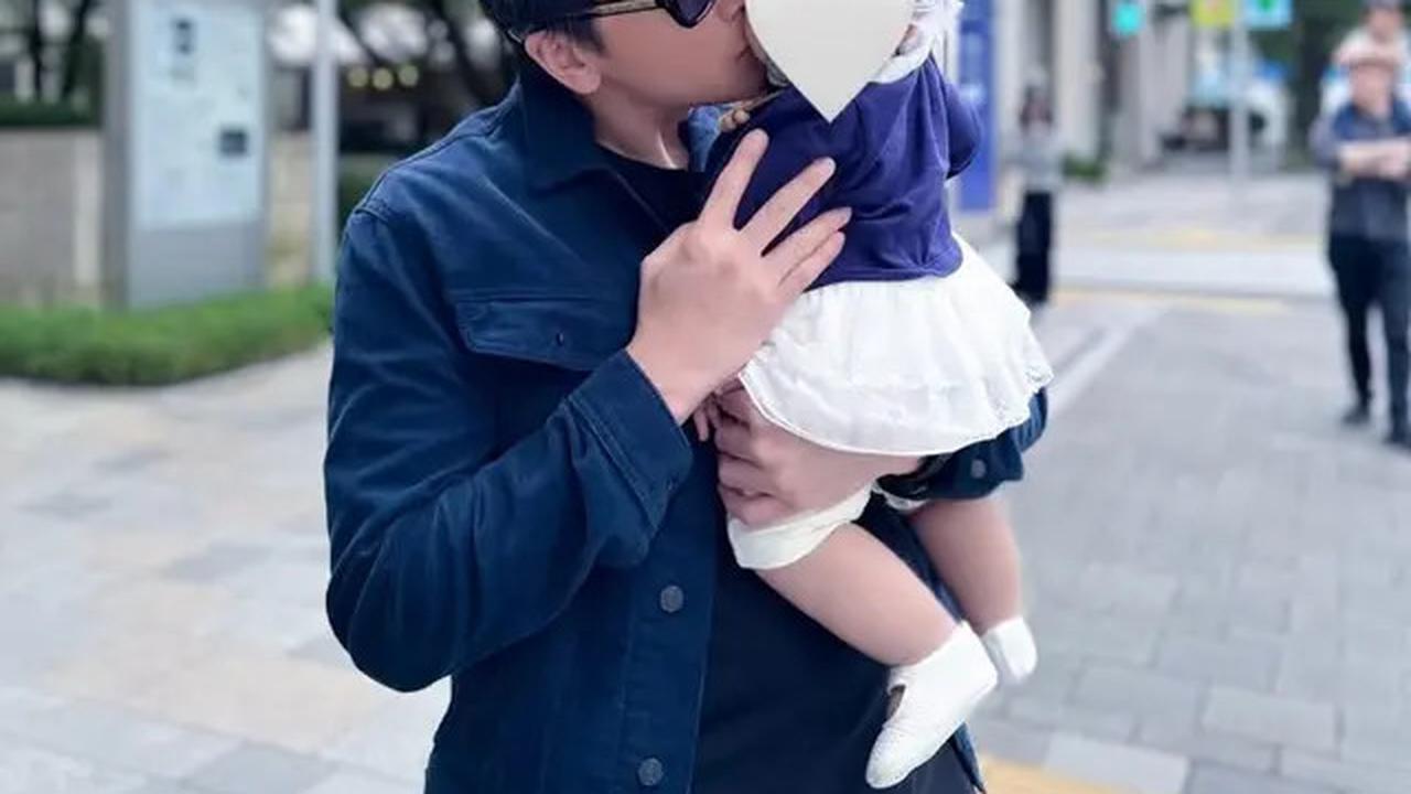 Model Baju Bayi Baby R Anak Syahrini saat Rayakan Idul Adha 2025 di Tokyo, Tampil Manis dan Berkelas