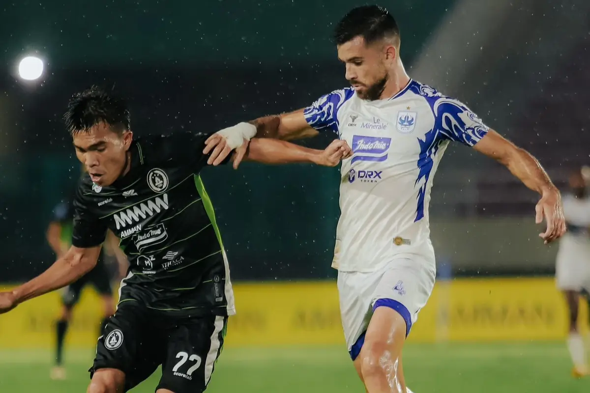 Paulo Sitanggang - PSS Sleman Vs PSIS Semarang