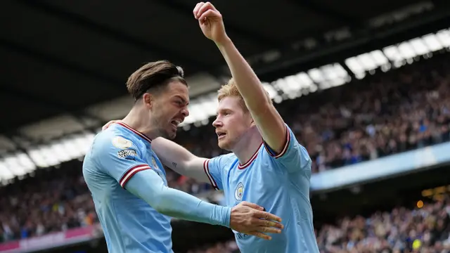 Foto: Penampilan Menawan Jack Grealish Jadi Mimpi Buruk Liverpool, Manchester City Menang Besar di Liga Inggris