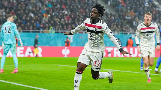 Foto: Kobbie Mainoo Bayar Tunai Kepercayaan Amorim, Manchester United Gulung FCSB di Liga Europa