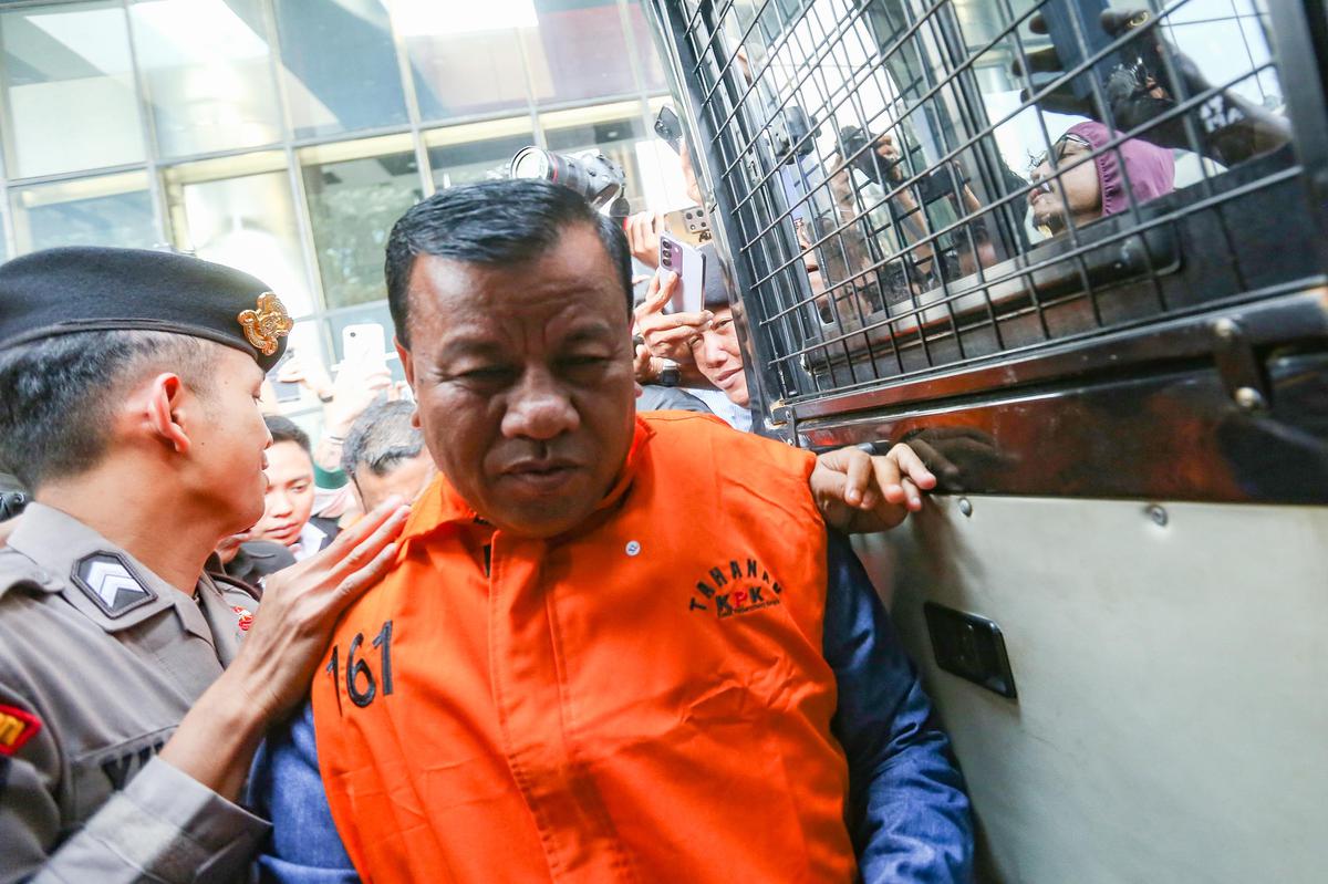 Bupati Kuansing Ditahan KPK Terkait Dugaan Suap Jabatan Sekda