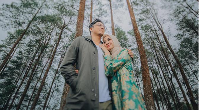 Laudya Cyntha Bella dan Engku Emran. (Instagram)