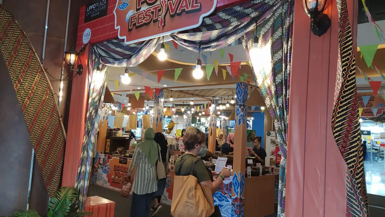 Isi Liburan Sekolah Anak dengan Wisata Kuliner Tradisional
