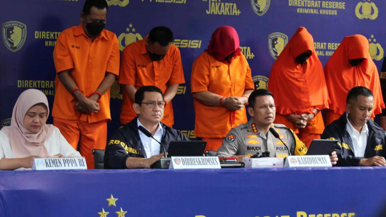 FOTO: Polisi Bongkar Jaringan Aborsi Ilegal Berkedok Layanan Daring